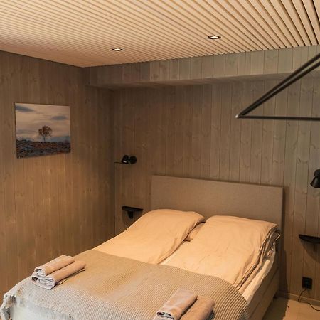 Modern Apartment In Henningsvaer Ngoại thất bức ảnh